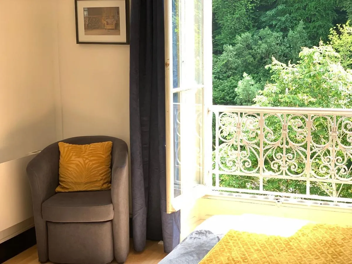 Apartamento Studio 3 étoiles rénové, lumineux et cosy à 2 pas des thermes dans immeuble atypique Capvern